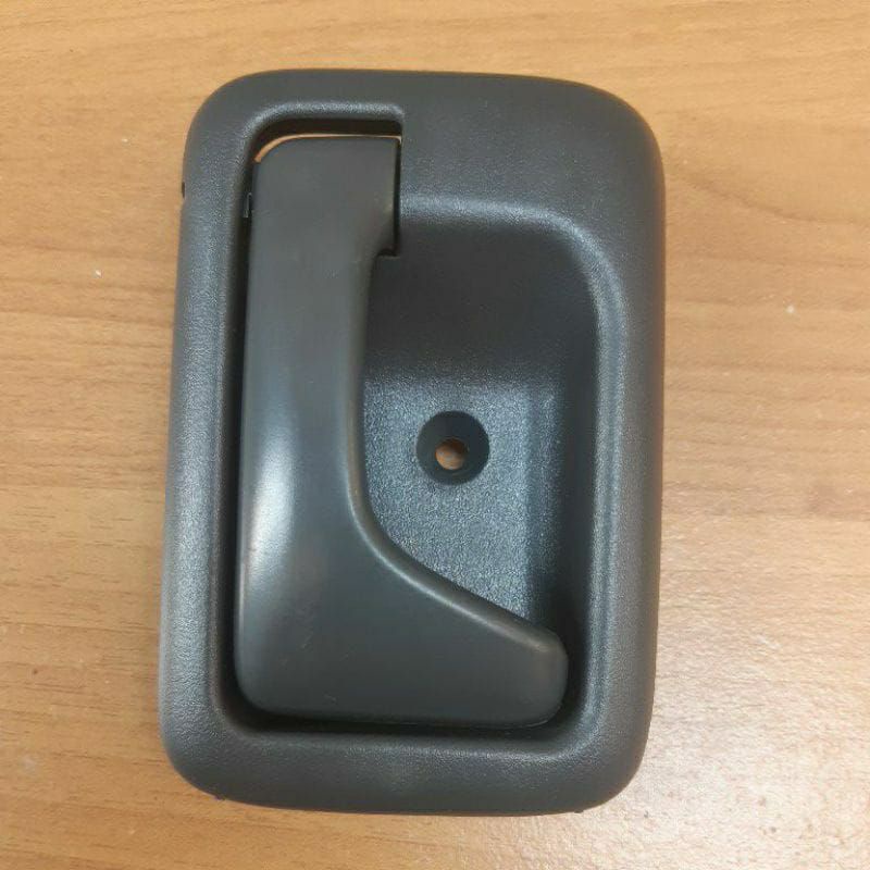 handle pintu dalam suzuki apv