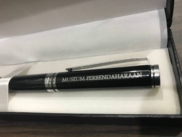 Pen parker taiwan +laser nama+box