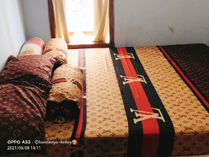 Sprei Lady Rose King B4 Walter, Monstera, Lolita, Maurin, Slate Rose, Vania - Variasi