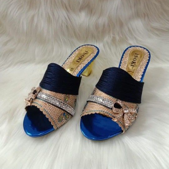 selop pesta heel 5 cm warna biru gold