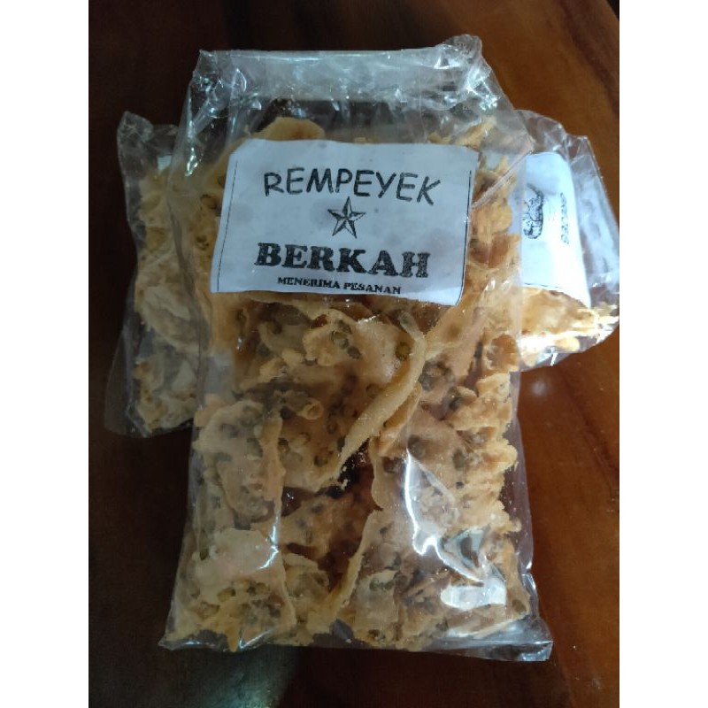 

Rempeyek / Peyek Kacang Hijau/ijo Cirebon