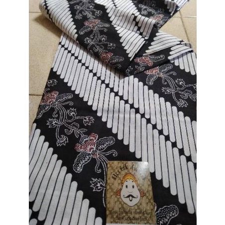 T-UQY) ✔) Kain Batik Parang Kembang Bunga Hitam Putih Jarik Kebaya Manten Seserahan Jawa Bagus Bahan