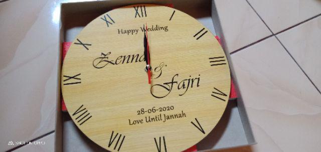 Jam Dinding Murah Kado Nikahan Ultah Kelulusan Custom