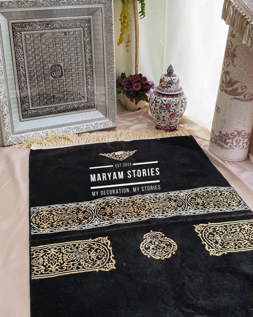 Sajadah hitam turki