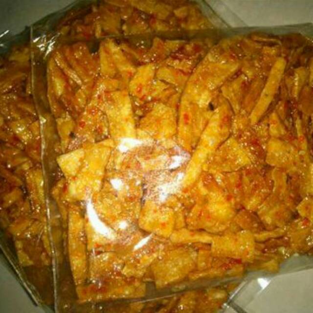 

Kripik singkong pedas laris manis