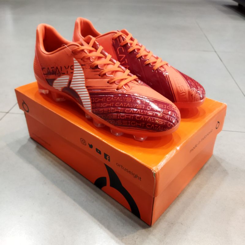 Sepatu Football ORTUSEIGHT Catalyst Revenge Fg - Blaze Orange/Maroon/White - [11010346] Original