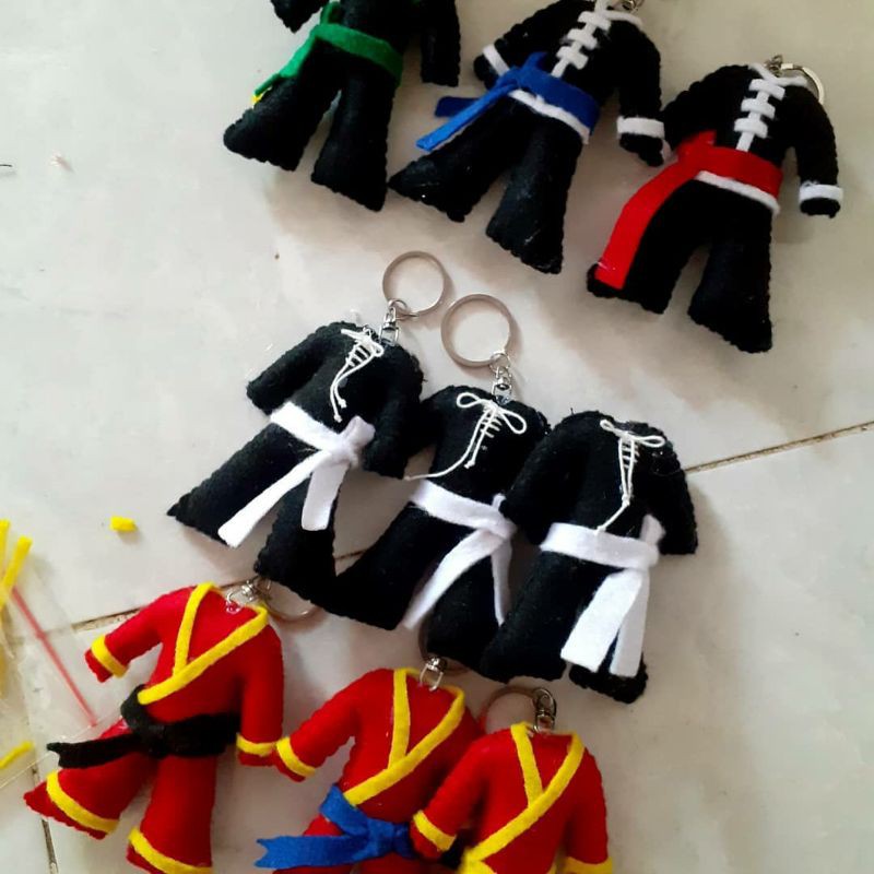 Souvenir Gantungan Kunci Tapak Suci dan Pagar Nusa