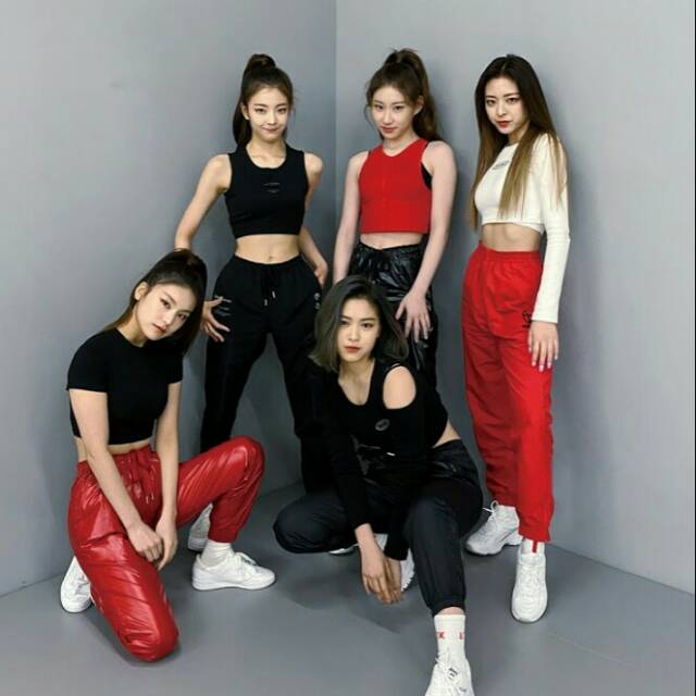 Kostum kpop Itzy