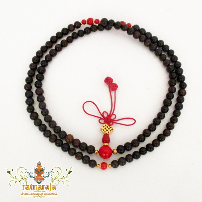 Tasbih/Mala Buaya Aloeswood 8 mm With Red Coral Separator &amp; Chinese Lucky Knot