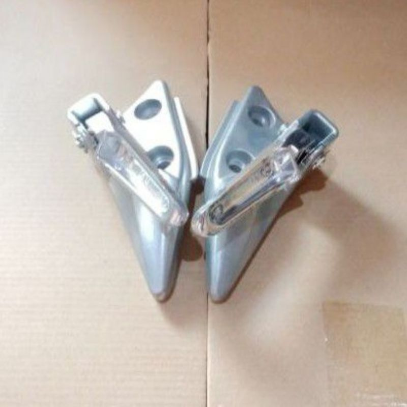 PLAT DUDUKAN STEP FOOTSTEP BELAKANG SUZUKI SPIN 125 SPIN125 SEPASANG