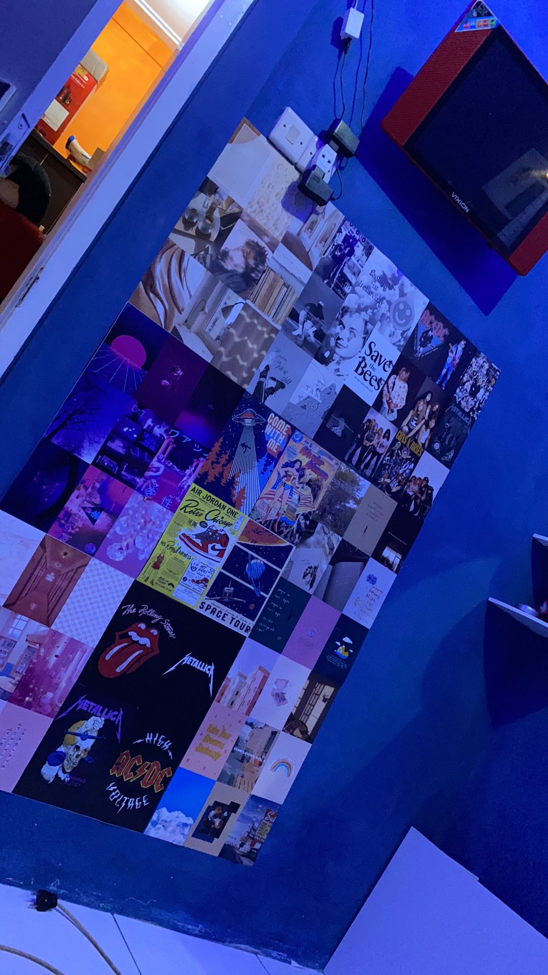 Poster Aesthetic Purple