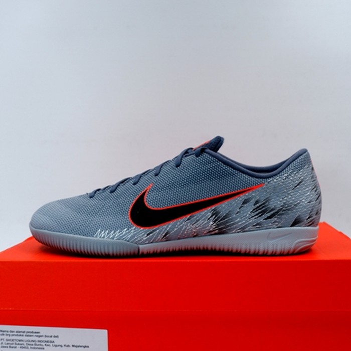 sepatu futsal nike vapor 12