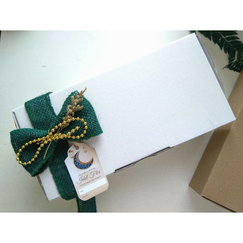 

Kotak Putih Idul Fitri Lebaran Ramadan Gift Hampers Box Dus Kraft
