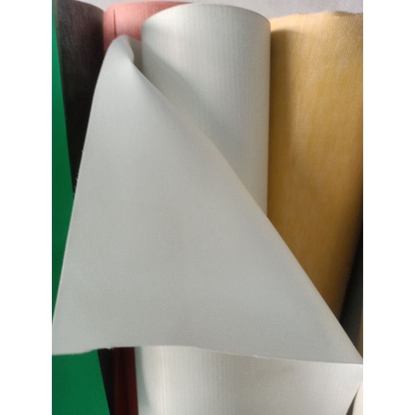 KULIT SINTESIS/KULIT IMITASI MOTIF POLOS bisa buat perlak bayi-Putih