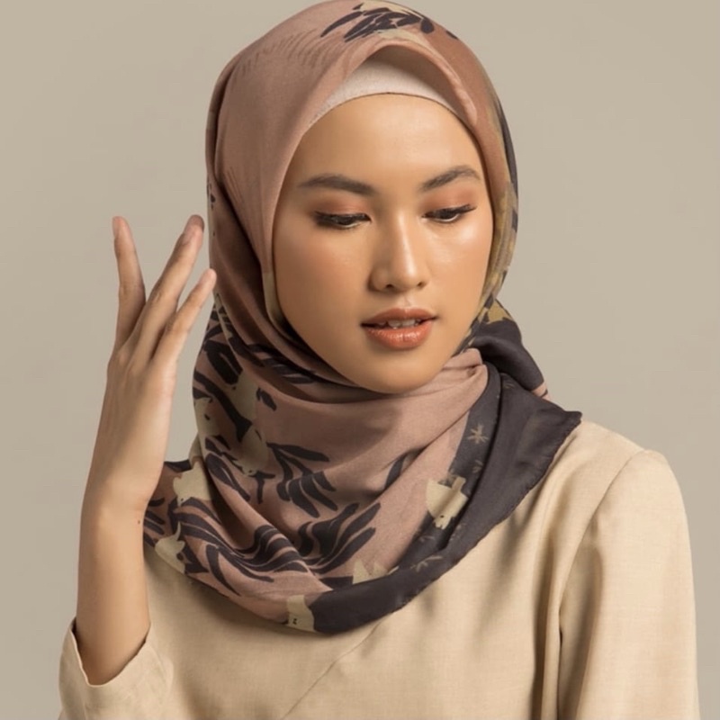 (PRELOVED-KAMI) Kamara scarf