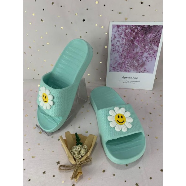 Sandal Slop Road Miniso Motif Sun Flower