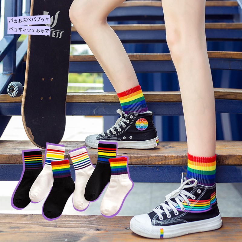 Kaus Kaki Bergaris Wanita Kaus Kaki Kasual Bernapas Socks Olahraga Kaos Kaki Gadis Warna Permen D51-