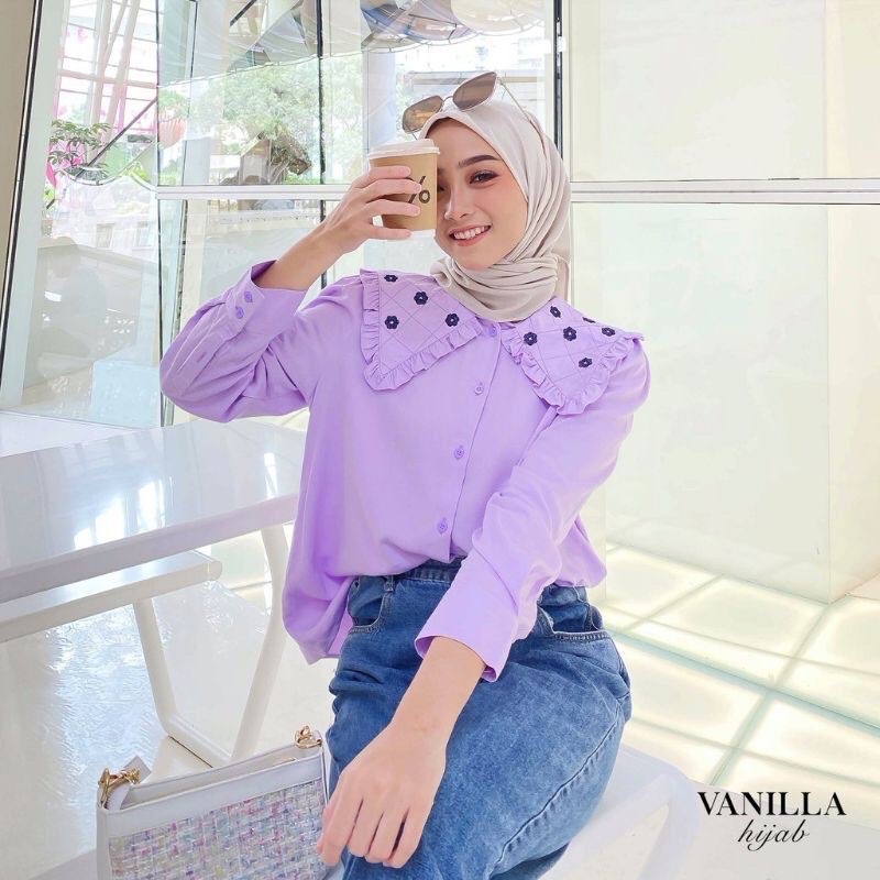 preloved audrey blouse by vanilla hijab
