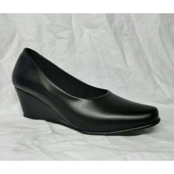 Sepatu Wanita / Wedges / Sepatu Cibaduyut / Sepatu Kerja