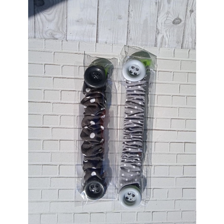 pengait/konektor masker hijab non hijab dewasa-U