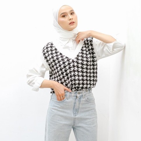 NAJAHSTORE / Jennie bp vest / houndstooth vest / street vintage rompi rajut