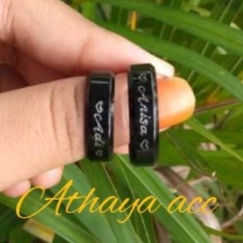 cincin couple,cincin ukir nama,cincin kekinian,cincin Titanium hitam polos tebal termurah