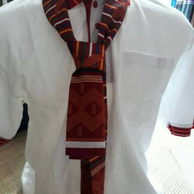 Syal motif nuansa karo