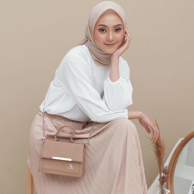 Tas Selempang Wanita Terbaru Eliza Sling Bag