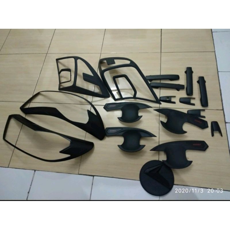 Paket Lengkap Aksesoris Garnis All New Brio 2018 - 2019 Hitam