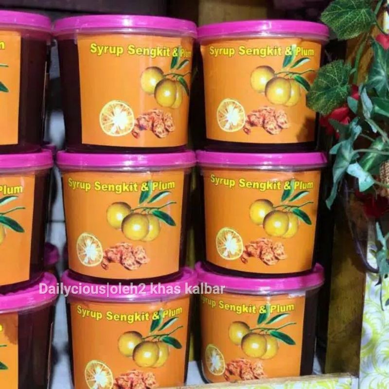 

Sirup Sengkit & Plum Khas Pontianak