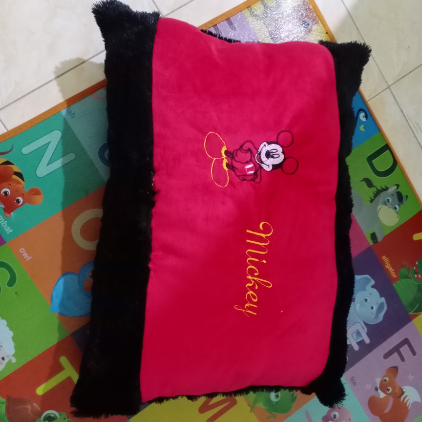 Bantal Jumbo Karakter Dewasa Besar 53cm