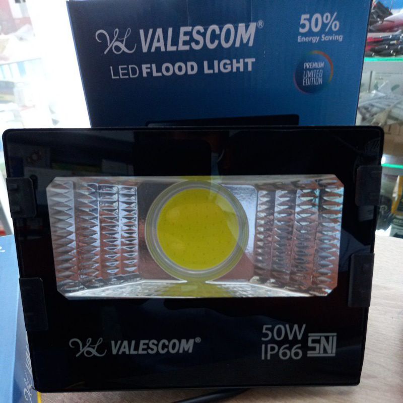 VALESCOM LAMPU SOROT LED FLOOD LIGHT 50 WATT IP66 SNI