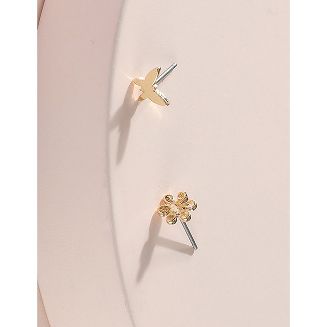 LRC Anting Tusuk Fashion Gold Color Alloy Butterfly Flower Asymmetrical P82158