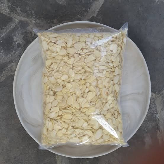 

cs01477 Almond Slice 100Gram / Almond Potong 100Gram Da01D100