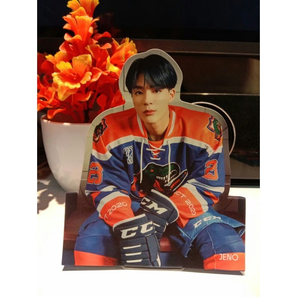 STANDEE ONLY JENO 90S LOVE LENTI HOLO PC JENO NCT RESONNANCE PT 2