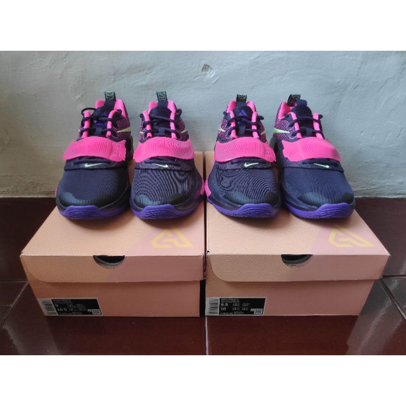 Sepatu Basket Nike Zoom Freak 3 Cave Purple Original