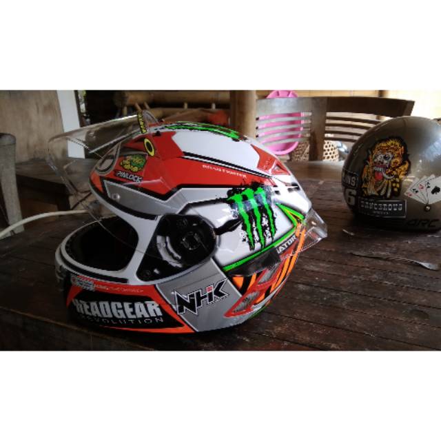 HELM NHK TERMINATOR TT RACE 05 Full face ukuran M