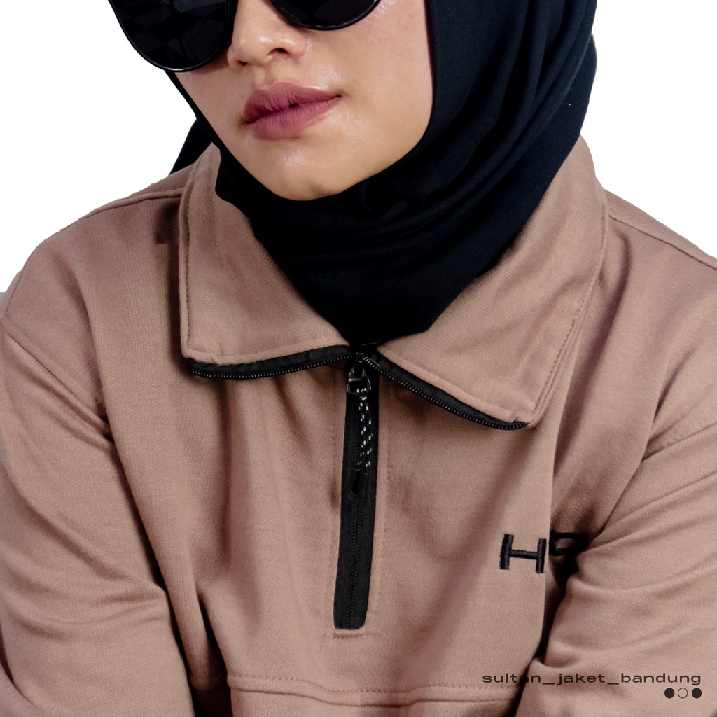 Holyrider Turtleneck Zipper  Black Mocca II  Sweater kerah tinggi trendy