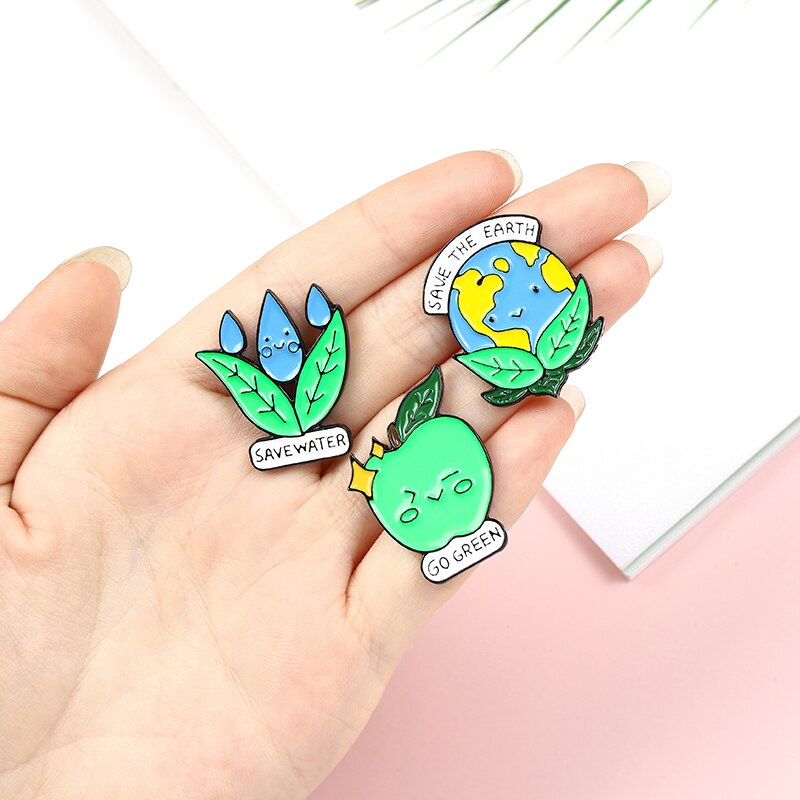 Bros Pin Enamel Desain Save the Earth Warna Hijau Untuk Hadiah Anak