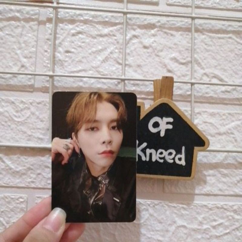 NCT 127 Regulate album Johnny Photocard
