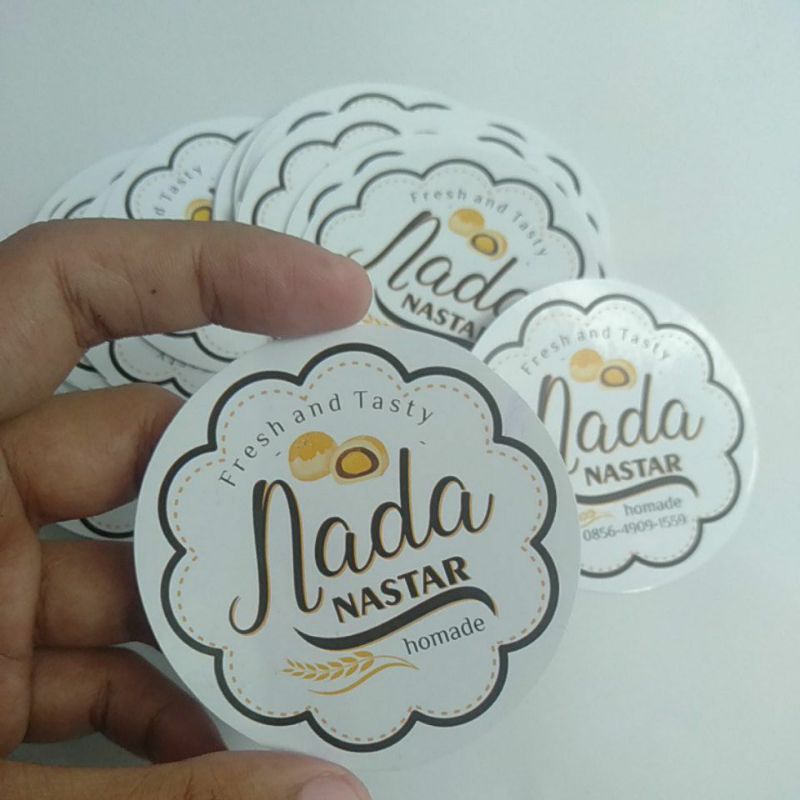 

Sticker kue kering 1 lembar A3 plus potong lingkaran