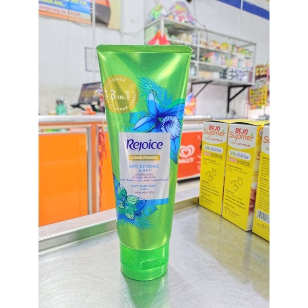 REJOICE CONDITIONER ANTI KETOMBE 3-IN-1 WITH MENTHOL 150ML