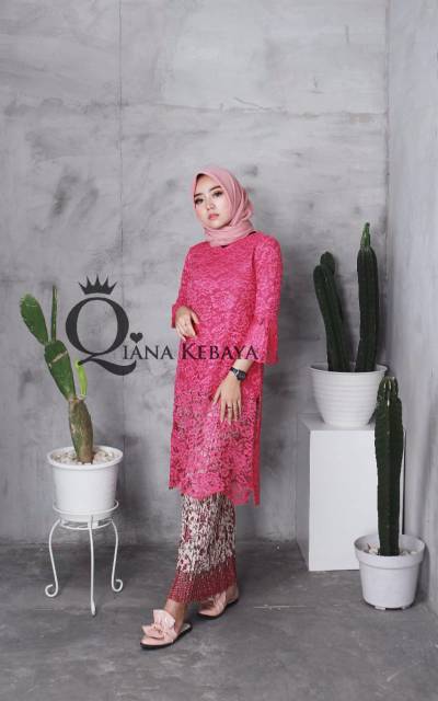 Setelan kebaya bronik / kebaya brokat tunik / kebaya syar'i