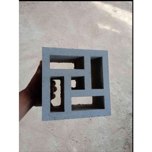 roster beton minimalis