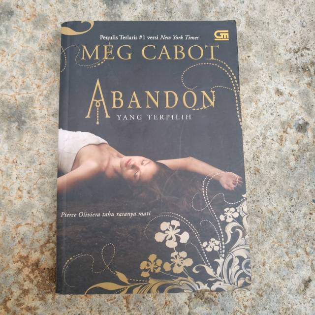 Abandon / novel bekas / novel fantasy
