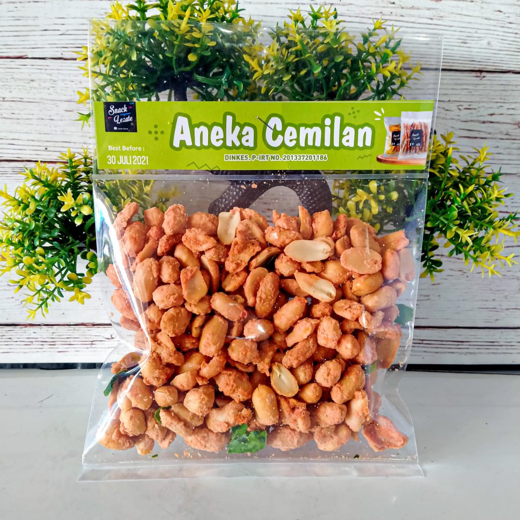 

Kacang Bangkok 150gr / Kacang Thailand/ Pedas Manis/ Kacang Thailand / Lezate Snack / Camilan Murah