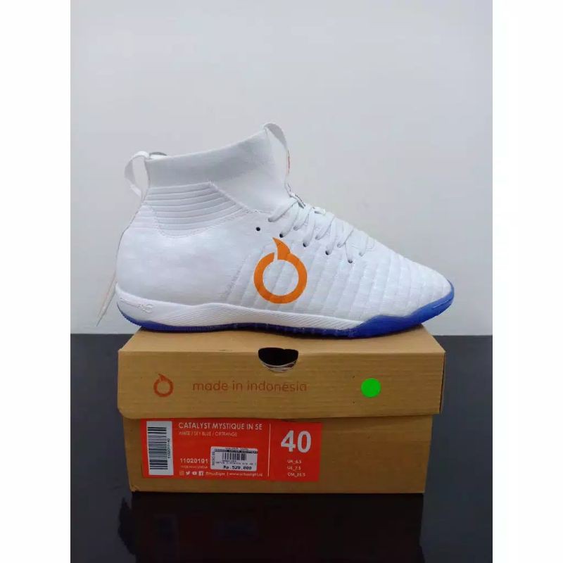 Sepatu Futsal Ortuseight CATALYST MYSTIQUE IN SE - WHITE /SKY BLUE /ORTRANGE
