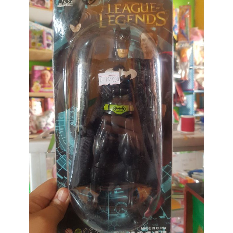 mainan batman