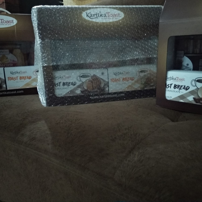 

Lagi Hangat Hangatnya Ini Parcel Lebaran Exclusive By Kartika Sari