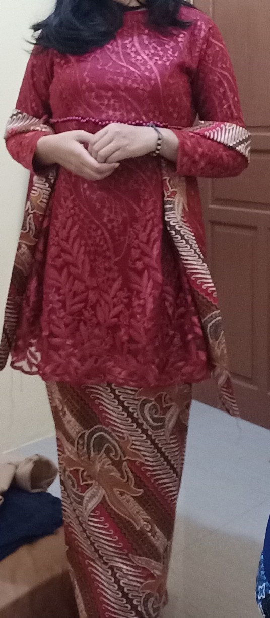 Set Batik Couple Roro Maroon (kemeja, Rok, Tunik Roro Maroon)